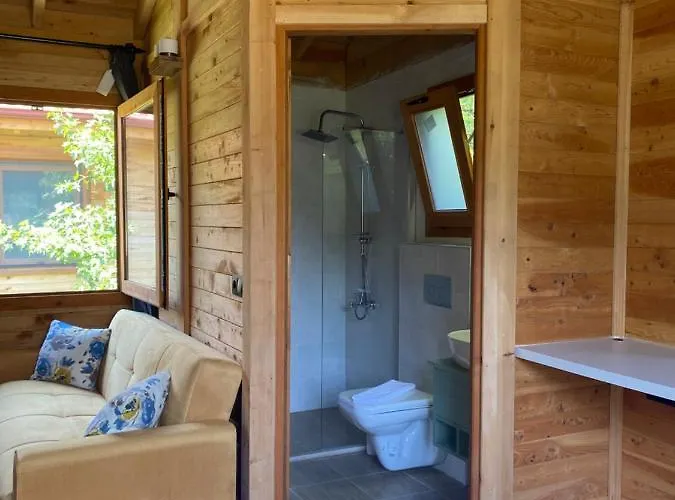 Inlice Uenzile Inlice Kamp Panzió