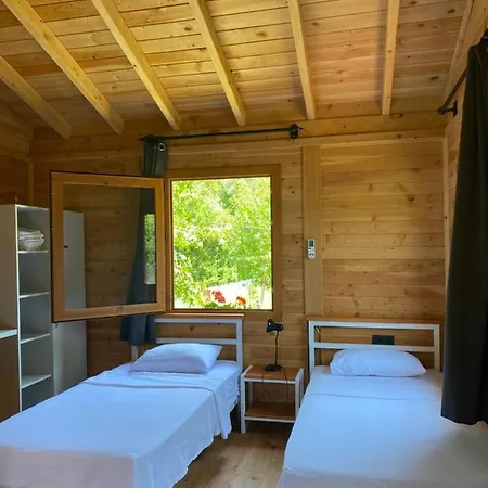 Inlice Uenzile Inlice Kamp לינה וארוחת בוקר