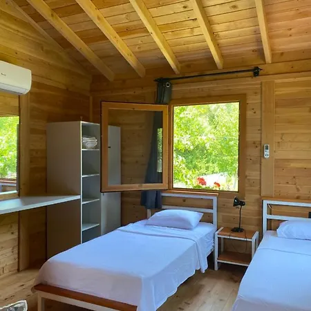 Inlice Uenzile Inlice Kamp Alojamento de Acomodação e Pequeno-almoço Fethiye